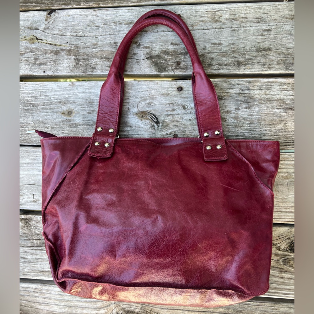 Stylish Burgundy Leather Shoulder Tote - Unbranded